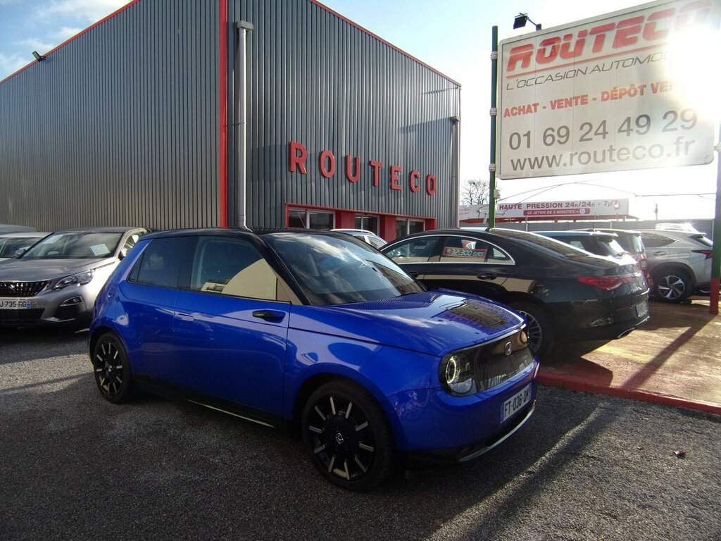 HONDA   E