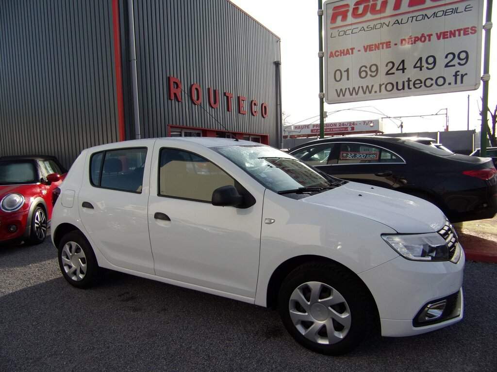 DACIA SANDERO 