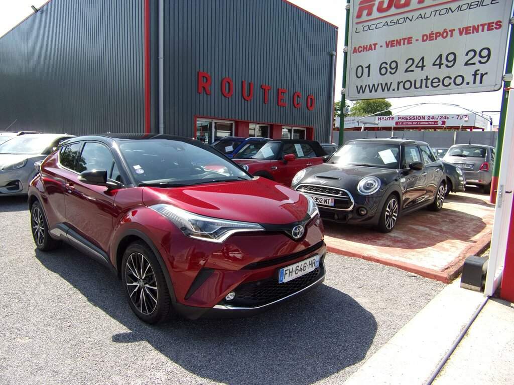 TOYOTA CHR  HYBRID