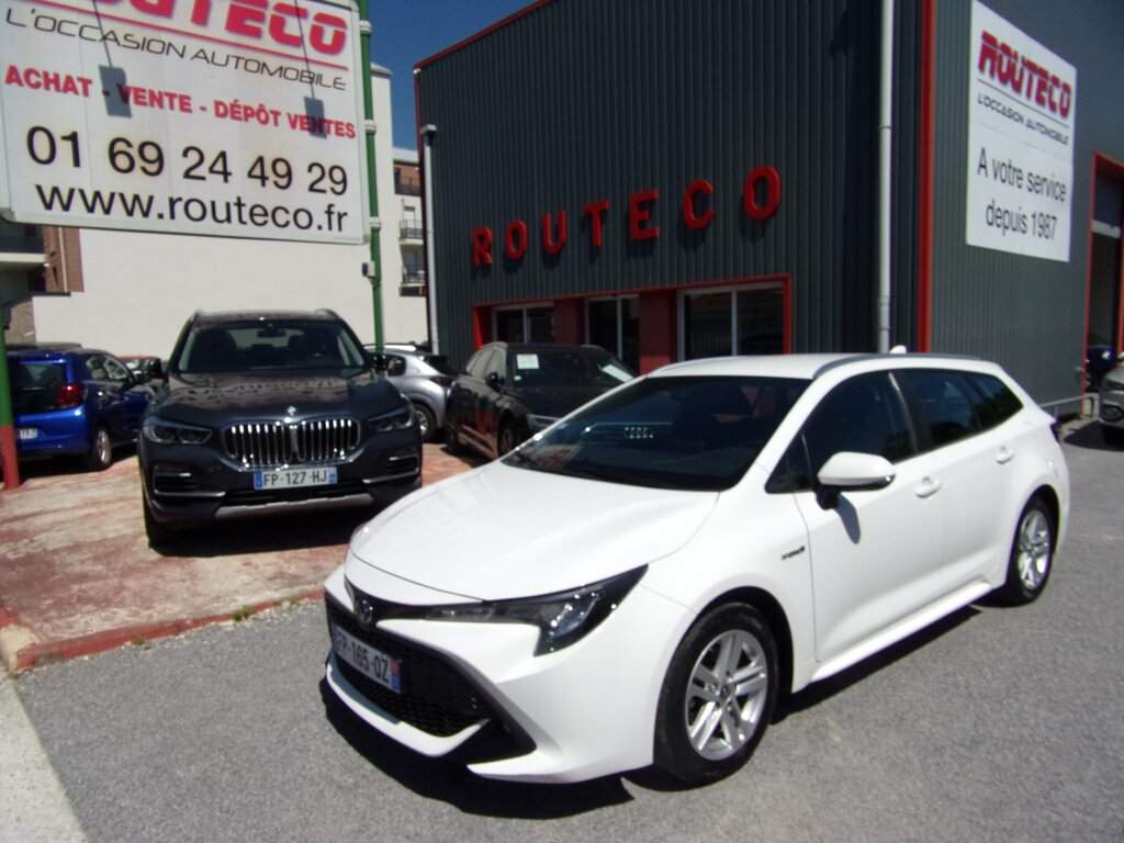 TOYOTA  COROLLA TOURING SPORT HYBRIDE 122H