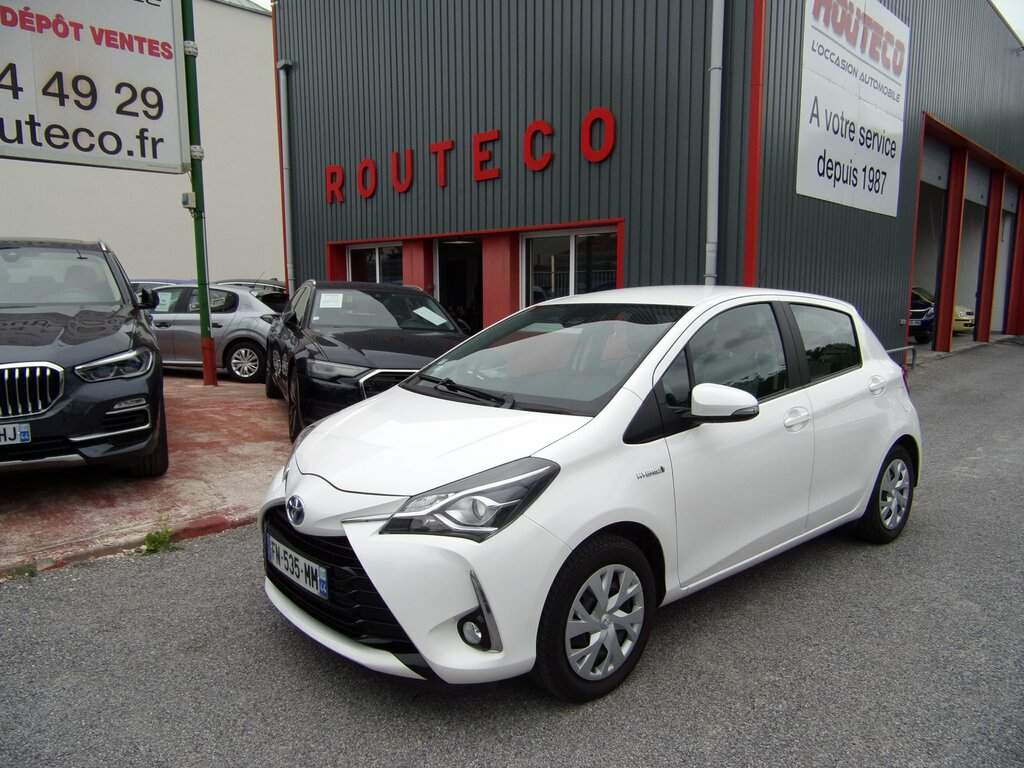 TOYOTA YARIS  HYBRID