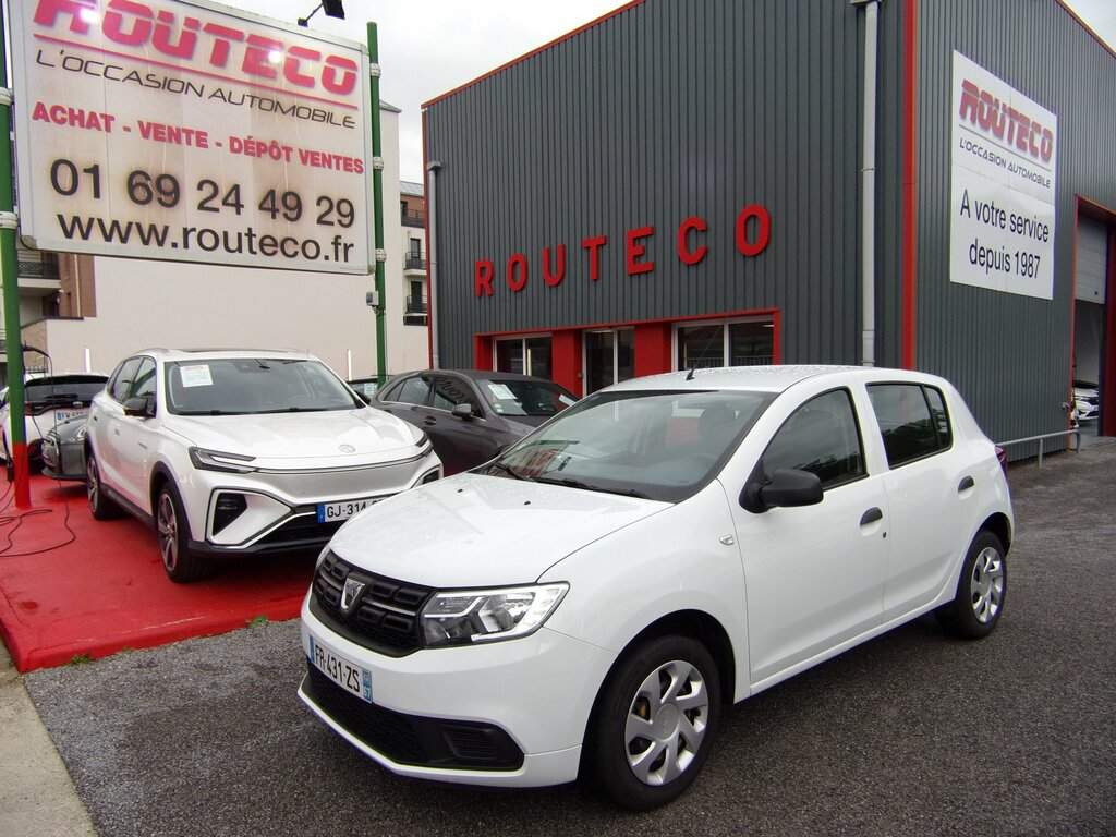 DACIA SANDERO  BERLINE