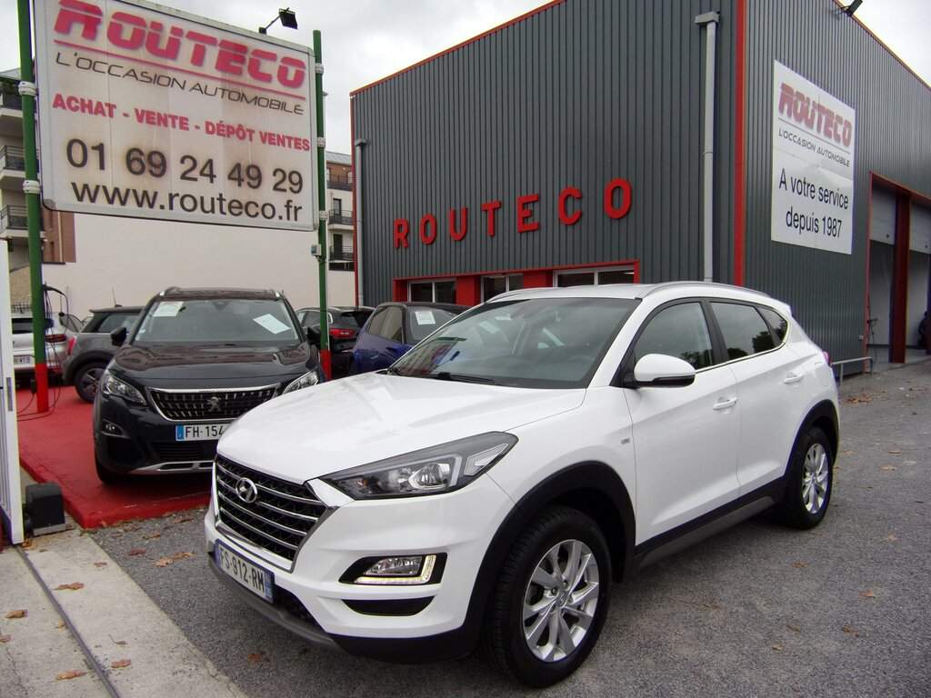 HYUNDAI TUCSON  HYBRID