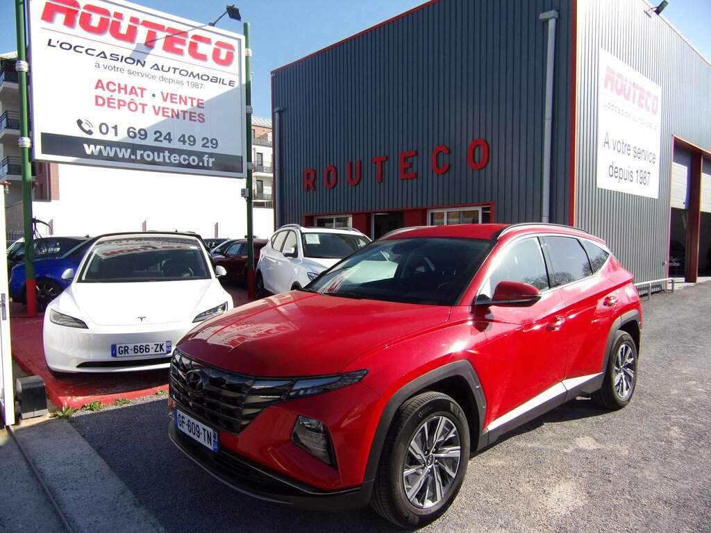 HYUNDAI&nbsp;TUCSON&nbsp; HYBRID