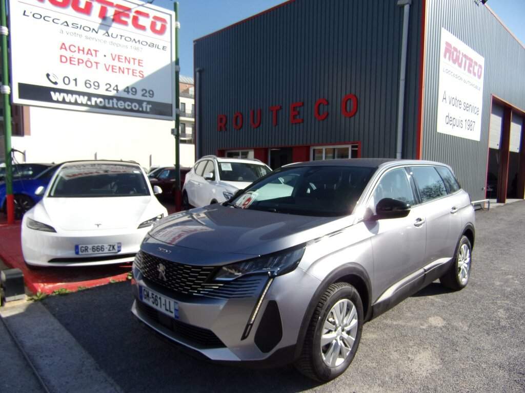 PEUGEOT&nbsp;5008&nbsp; II