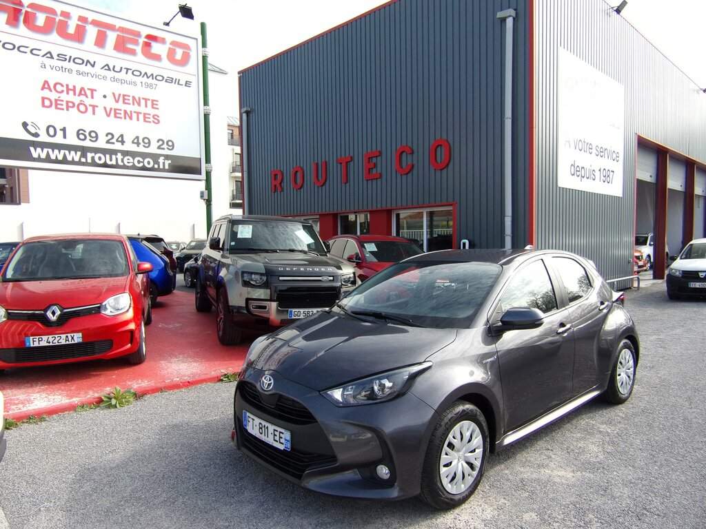 TOYOTA&nbsp; YARIS&nbsp;YARIS HYBRIDE 114H