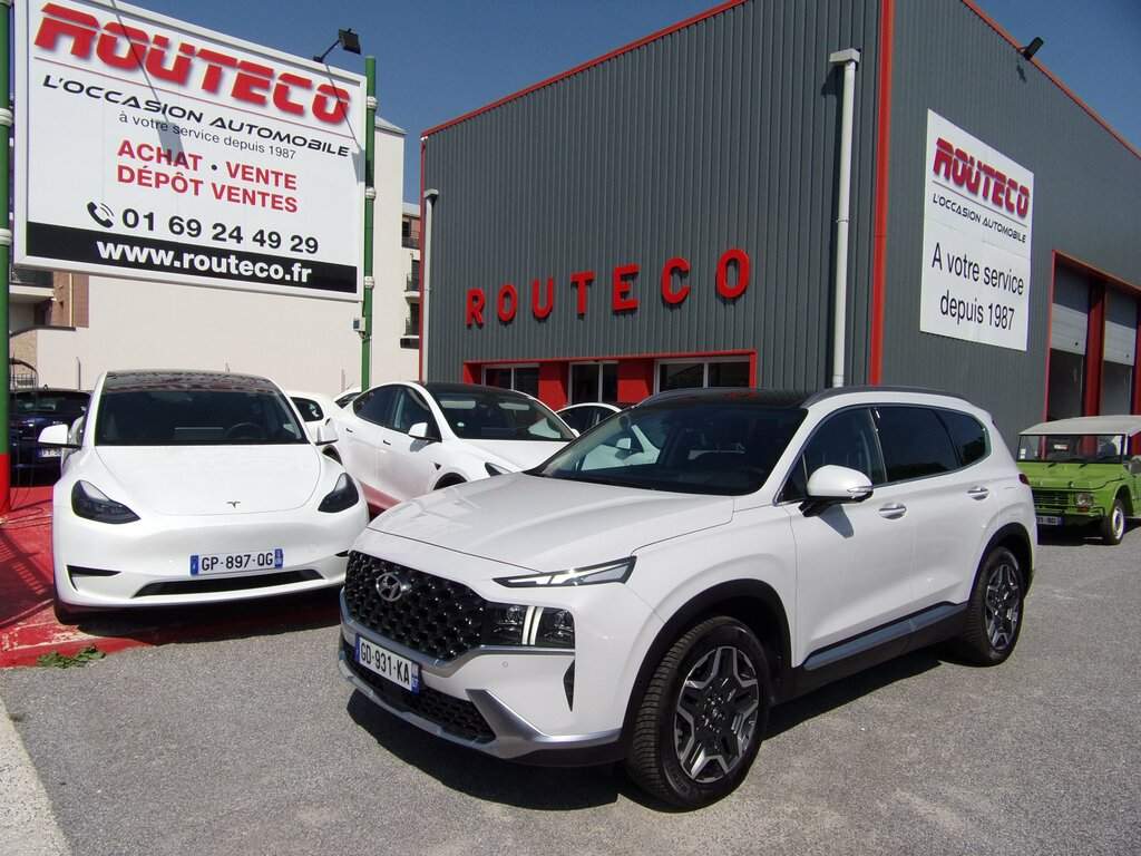 HYUNDAI&nbsp;SANTA FE&nbsp; HTRAC