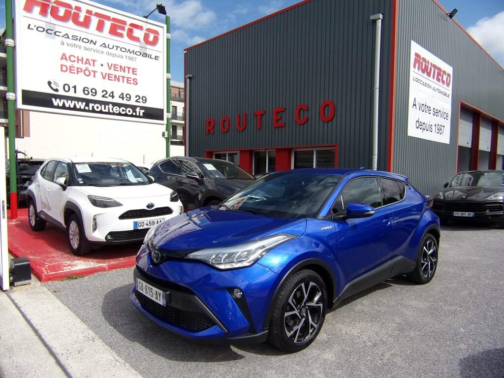 TOYOTA&nbsp;C-HR&nbsp; HYBRID