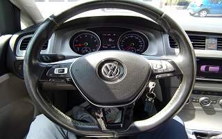 VOLKSWAGEN  GOLF  7