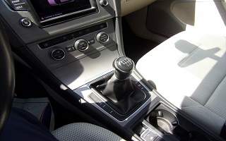 VOLKSWAGEN  GOLF  7