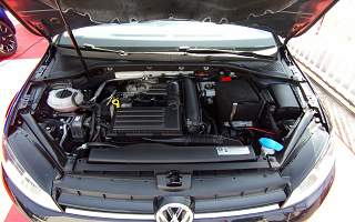 VOLKSWAGEN  GOLF  7