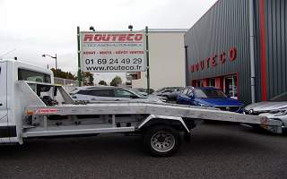 FORD  TRANSIT  4