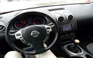 NISSAN  QASHQAI 
