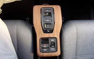 HONDA   E