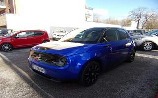 HONDA   E