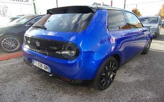 HONDA   E