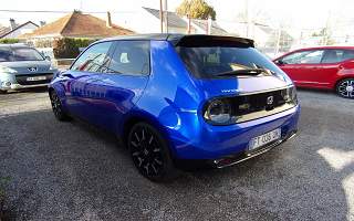 HONDA   E
