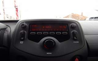 PEUGEOT 108 