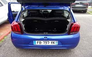 PEUGEOT 108 