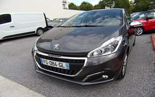 PEUGEOT 208  5P
