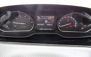 PEUGEOT 208  5P
