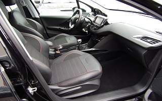 PEUGEOT 2008 