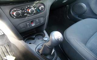 DACIA SANDERO  5P