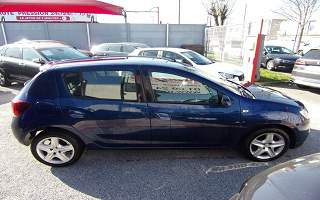 DACIA SANDERO  5P