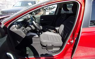 DACIA  DUSTER DUSTER TCE 150 FAP 4X2 EDC BVA