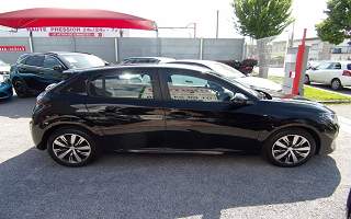 PEUGEOT 208  NV