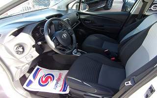 TOYOTA YARIS  HYBRID