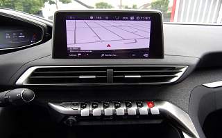 PEUGEOT 5008  II