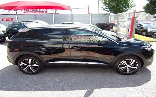PEUGEOT 3008  HYBRID