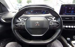 PEUGEOT 3008  HYBRID
