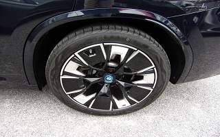 BMW IX3 