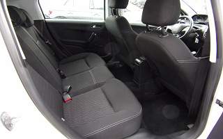 PEUGEOT  208 208 1.6 BLUEHDI 75