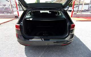 VOLKSWAGEN PASSAT  SW