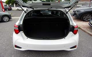 TOYOTA YARIS  HYBRID