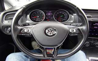 VOLKSWAGEN GOLF  VII