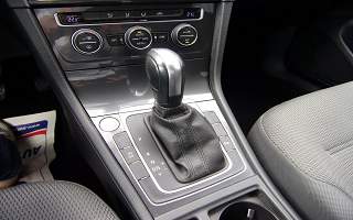 VOLKSWAGEN GOLF  VII
