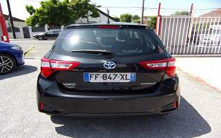 TOYOTA YARIS  HYBRID