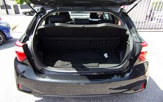 TOYOTA YARIS  HYBRID