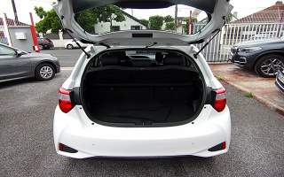 TOYOTA YARIS  HYBRID