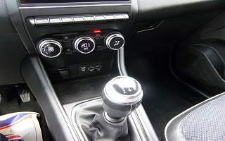 RENAULT CAPTUR  II