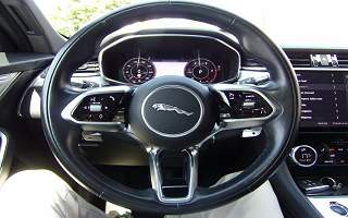 JAGUAR  F-PACE F-PACE D200 MHEV BVA8 AWD