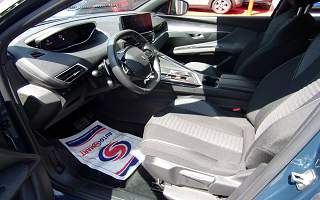 PEUGEOT  3008 3008 BLUEHDIE 130 EAT8