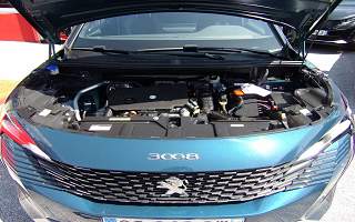 PEUGEOT  3008 3008 BLUEHDIE 130 EAT8
