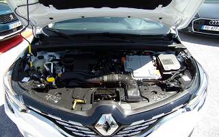RENAULT  CAPTUR CAPTUR E-TECH PLUG-IN 160 BVA