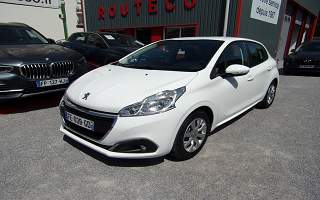 PEUGEOT 208  AFFAIRE