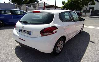 PEUGEOT 208  AFFAIRE